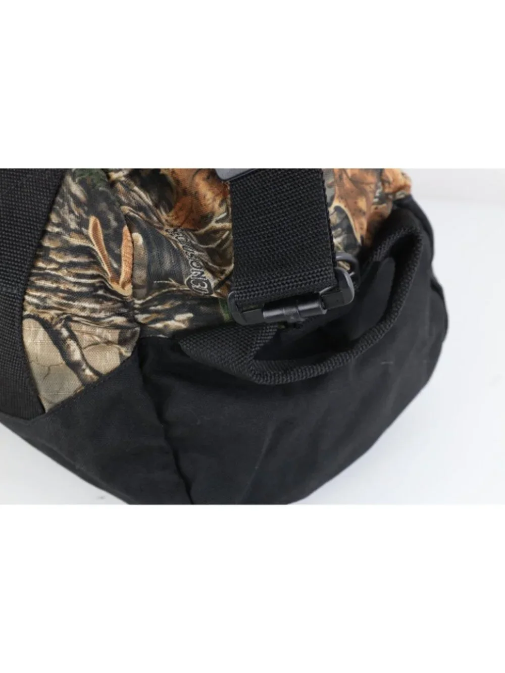 Vintage 90s Y2K Cabelas Spell Out Ripstop Camouflage Handled Duffel Bag Carry On
